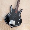 Guitare basse noire à poser Gun N Roses